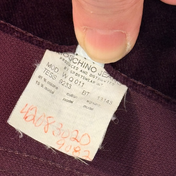 Vintage MOSCHINO Men’s Purple Velvet Jeans Size 34 - Picture 6 of 13